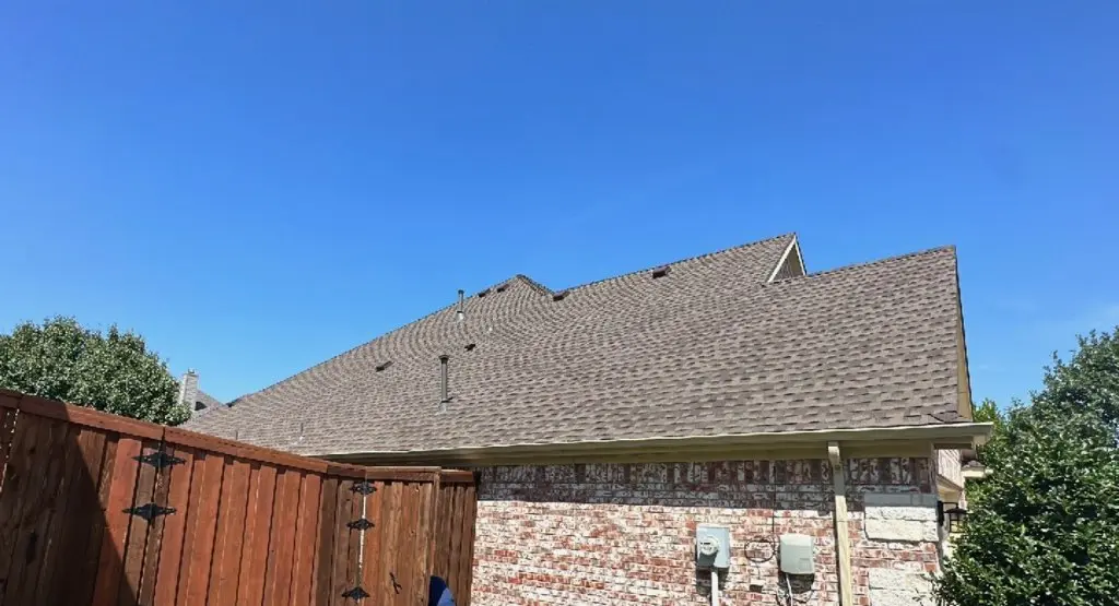 Completed roof replacement project in Cabot